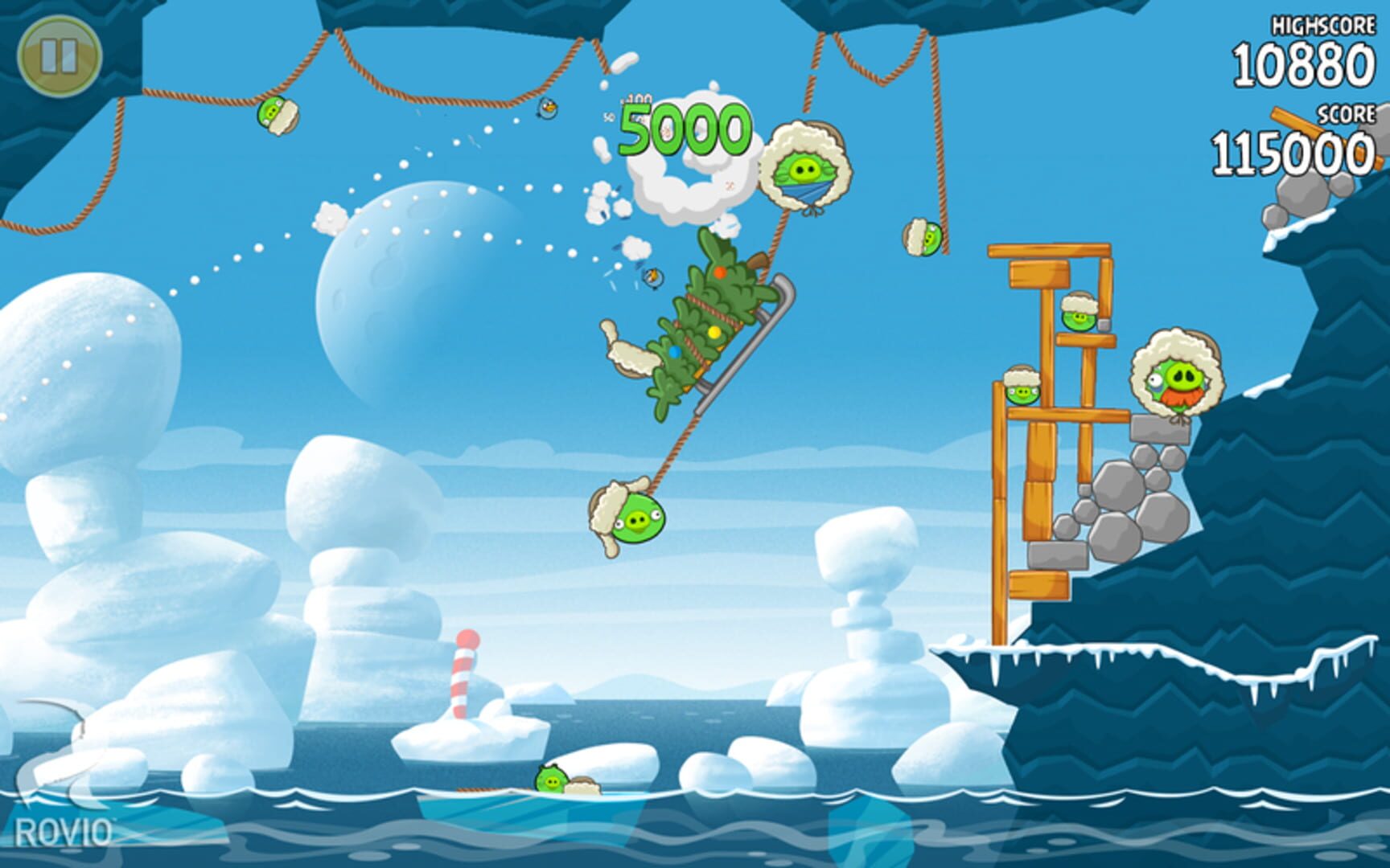 Angry Birds Seasons screenshot 1